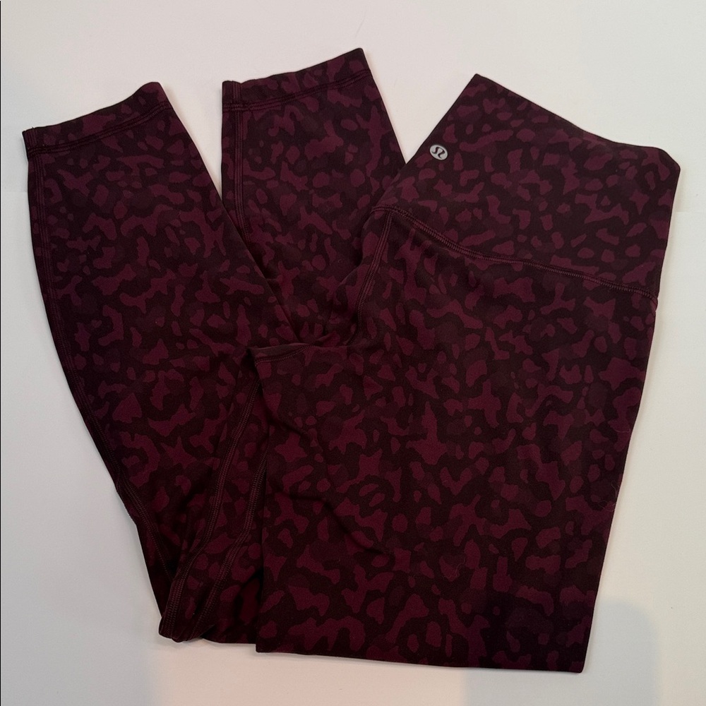 Lululemon Athletica Burgundy Camo Leggings | High Rise | Size 8